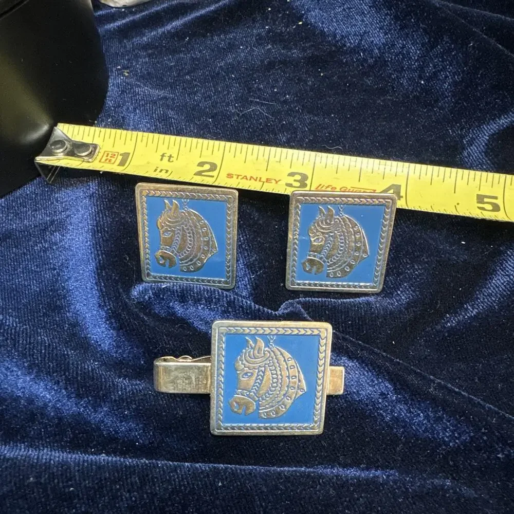 Vintage Men's Swank Arabian Horse Cufflinks Blue Gold Tone Square Arab Bedouin